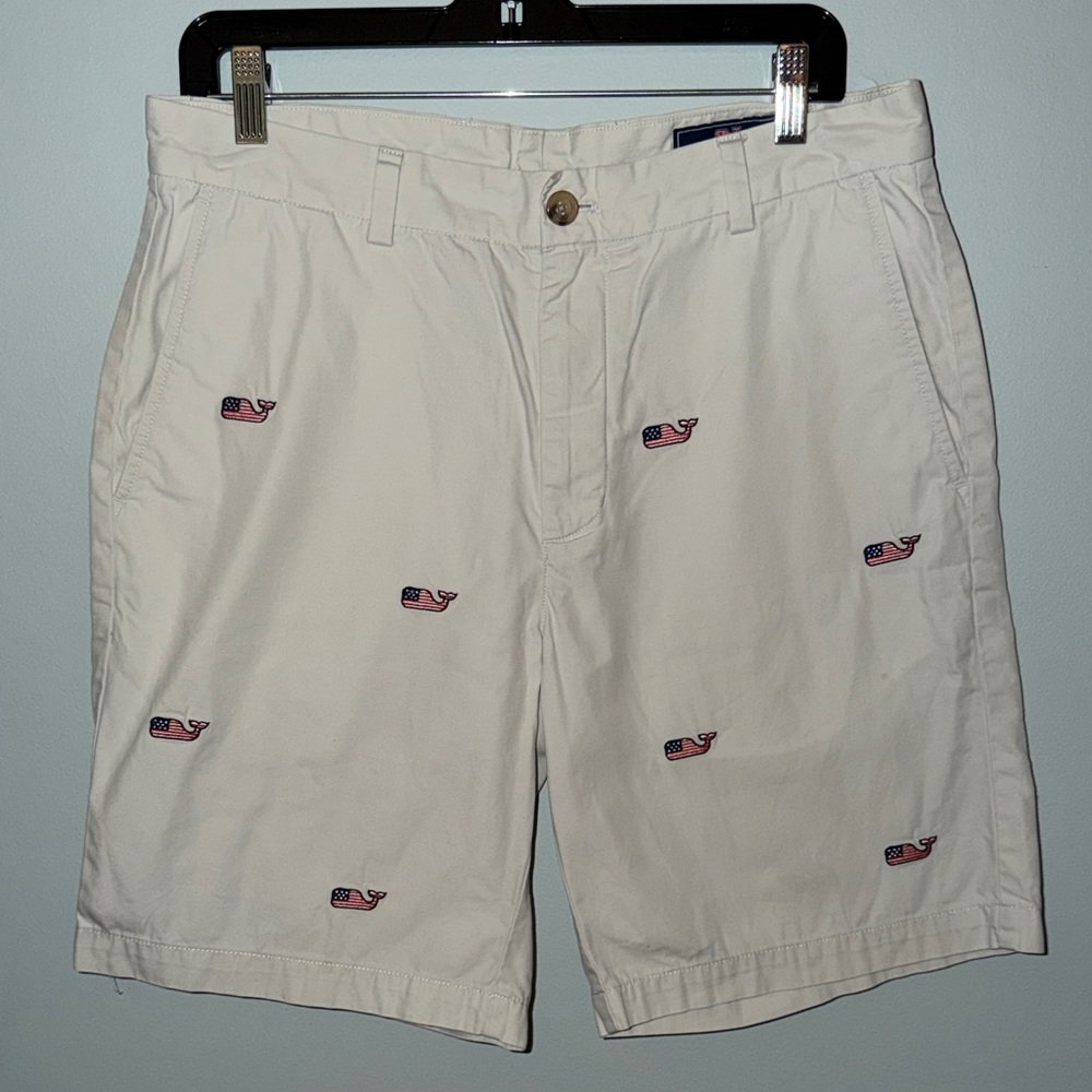 Vineyard Vines Men's Tan Shorts with Embroidered Whale